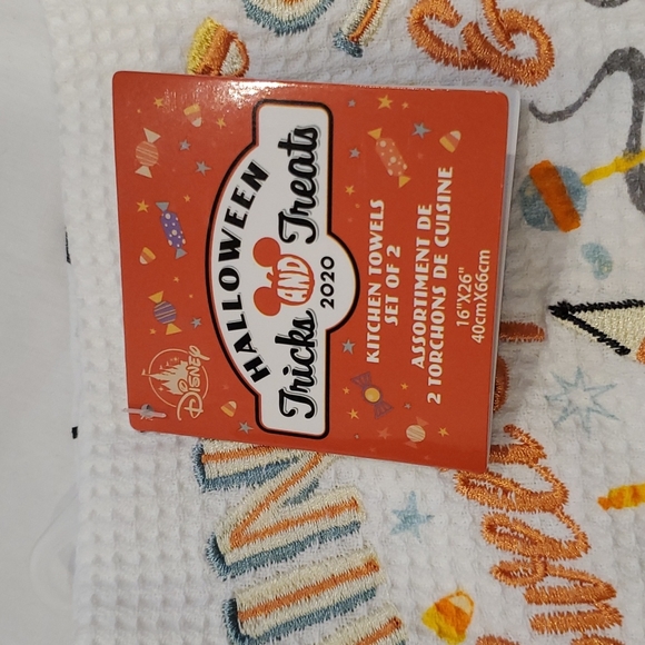 Disney Halloween bag and towel set - Picture 6 of 11